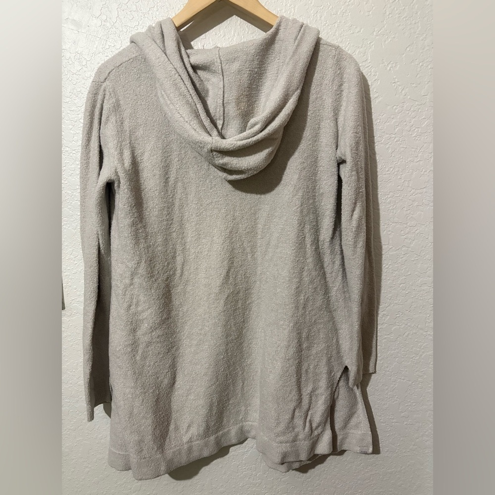 Barefoot Dreams CozyChic Lite® Relaxed Hooded in Taupe - XS/S - Picture 3 of 8